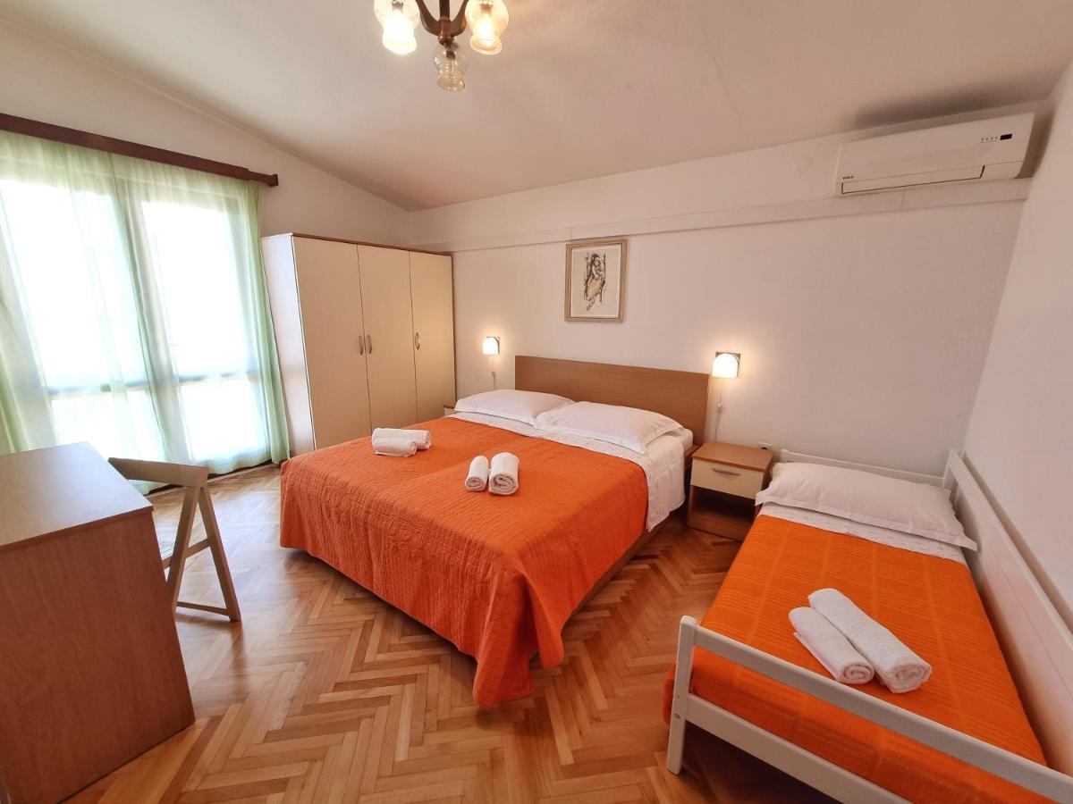 Apartmani Dalija Tučepi Eksteriør billede