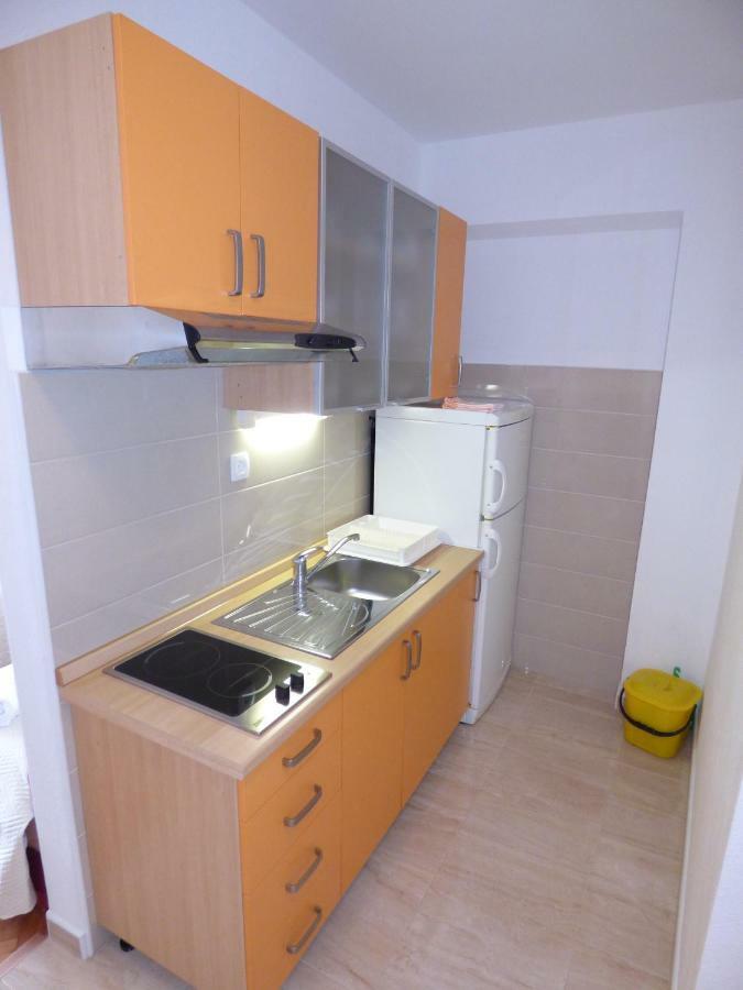 Apartmani Dalija Tučepi Eksteriør billede